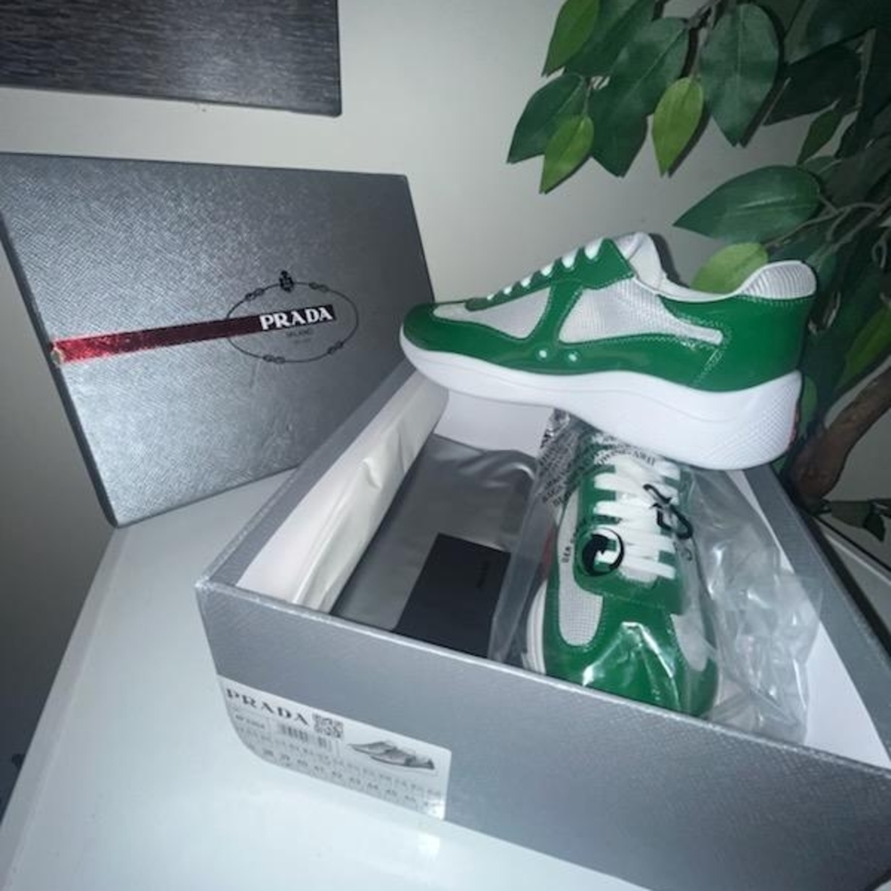 Prada Men's Green Sneakers - Picture 4 of 4